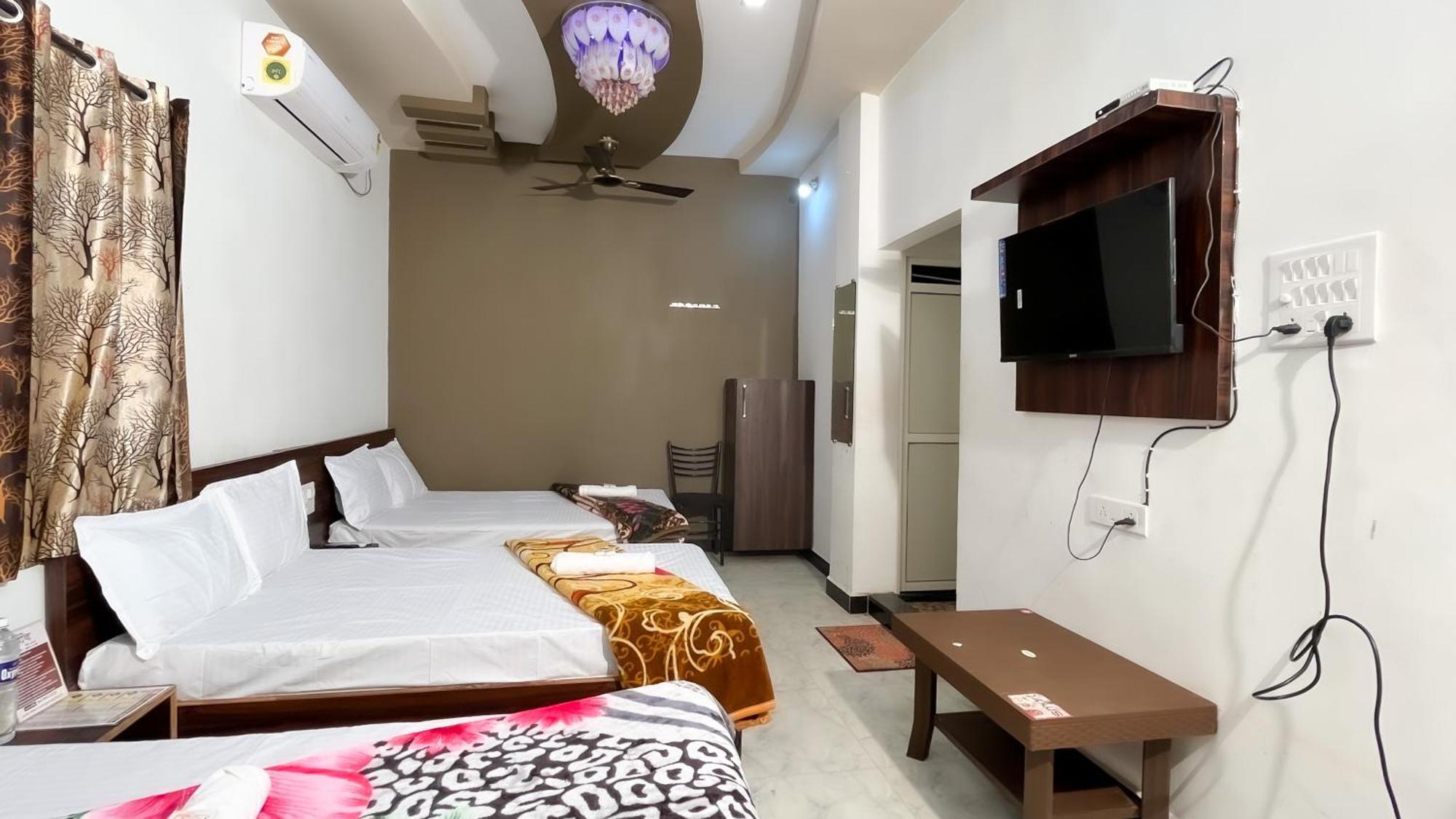 Hotel Rudraksh Ujjain Exterior photo